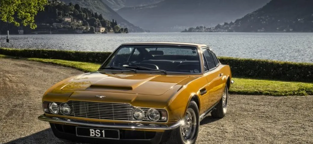 Battuta all'asta l'Aston Martin DBS di Roger Moore in Attenti a quei due