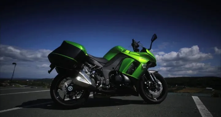Kawasaki_Z1000SX_2014
