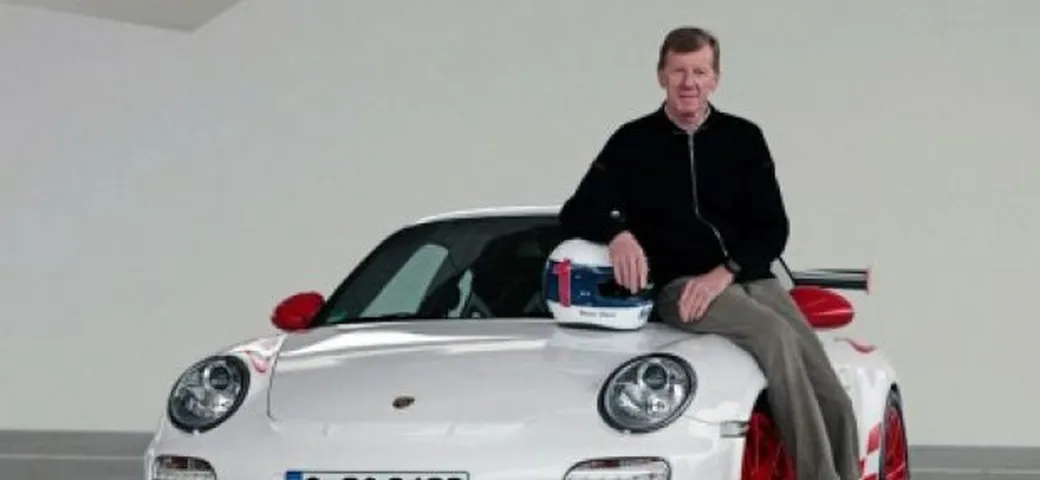Porsche: Walter Röhrl guiderà una 911 GT3 RS alla prossima 24 Ore del Nurburgring