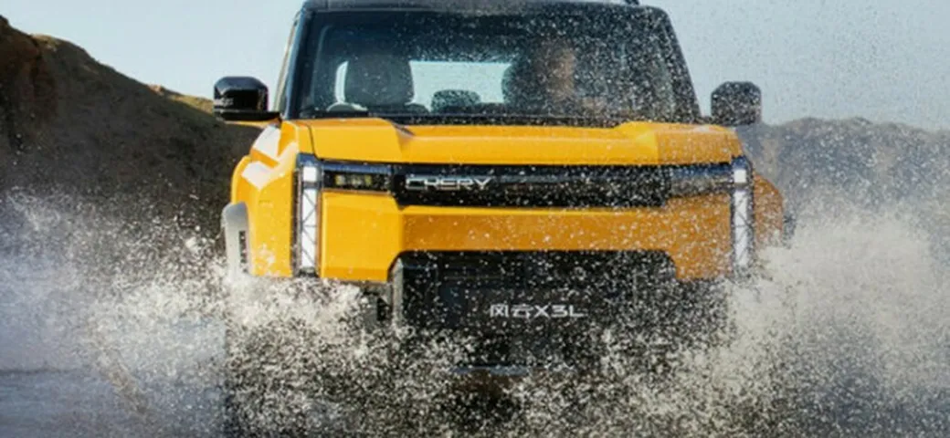 Il nuovo SUV cinese che sfida il Defender ma costa come una Panda