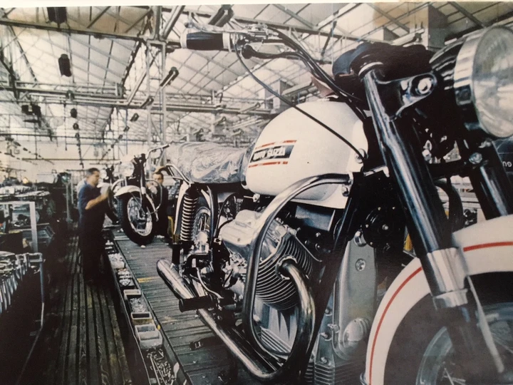 Mostra Scambio Novegro celebra i 50 anni dei bicilindrici Moto Guzzi