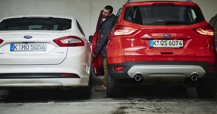 Parcheggio: impedire l’apertura dello sportello dell'auto è reato