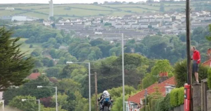 Foto del giorno: in picchiata verso Bray Hill