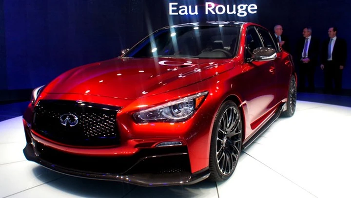 Infiniti Q50 Eau Rouge al Salone di Detroit 2014 Live