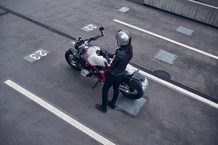 ingrandisci immagine