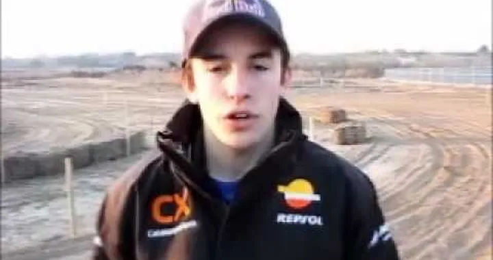 Marc Márquez: Allenamento con il cross