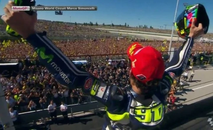Pagelle MotoGP Misano. Tornano il “tricolore” e l’inno di Mameli, grazie Rossi!
