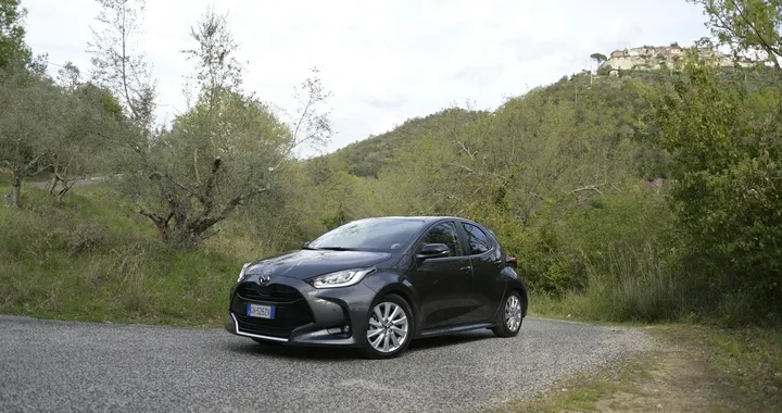 Mazda 2 Hybrid: la prova su strada