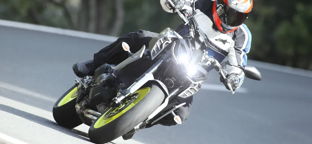 Yamaha MT-09 MY 2017: primo contatto