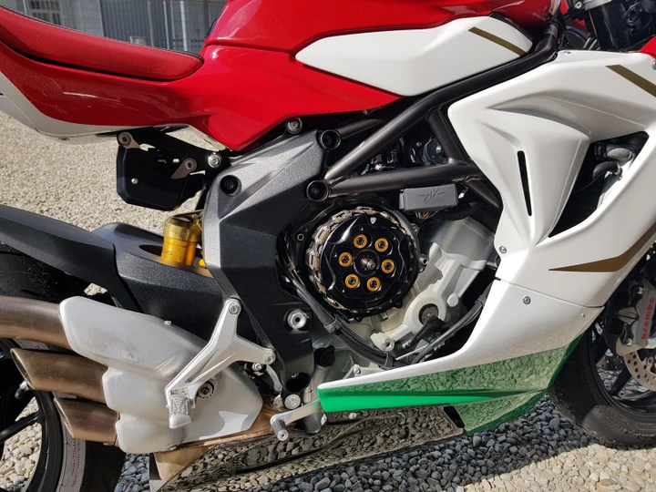 Accessori CNC Racing per MV Agusta 3 cilindri