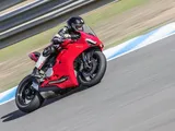 Ducati Panigale V2: la prova in pista a Jerez (VIDEO)