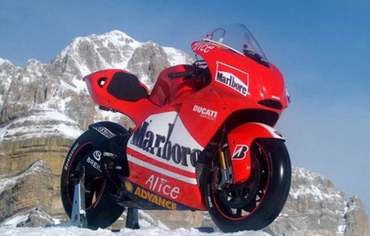 Ducati Desmosedici all'asta