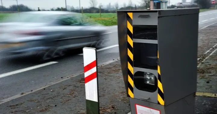 Sulla Romea come in pista: Porsche fotografata a 208 km/h