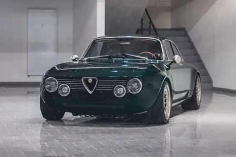 Totem Automobili svela la versione definitiva della sua GT Super