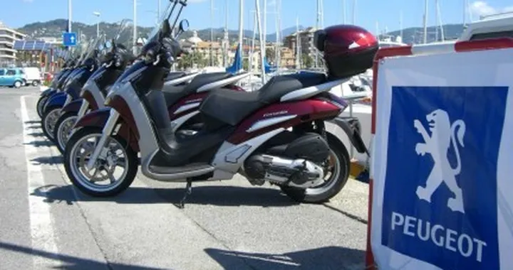 In liguria con Geopolis 400