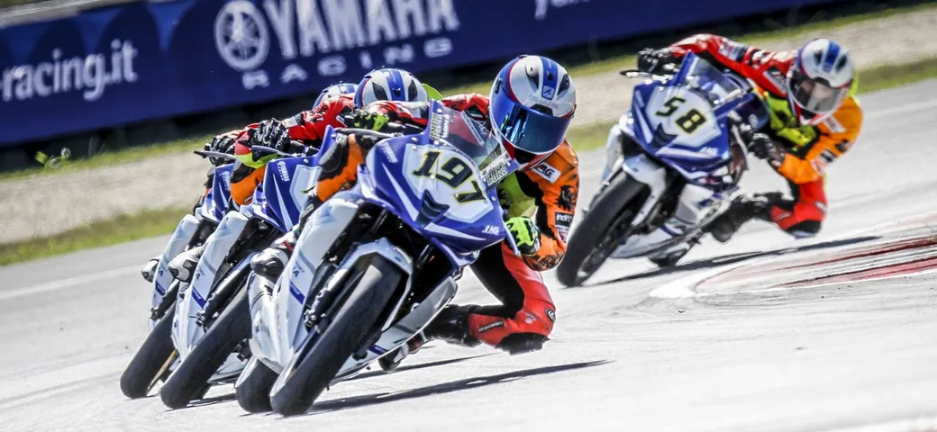 Yamaha lancia i Trofei R125 e R3 al MBE 2016