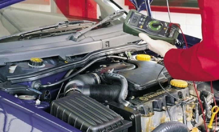 Verifica ultima revisione auto: come si controlla online