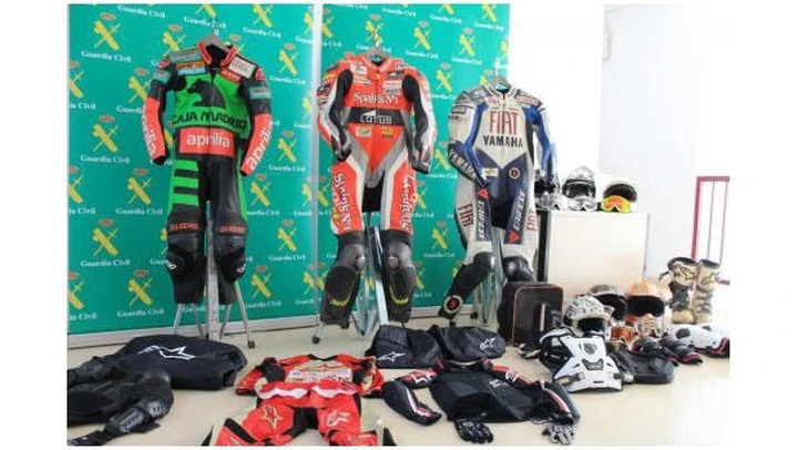 MotoGP: rubano tre tute a Jorge Lorenzo, ma la Guardia Civil le recupera