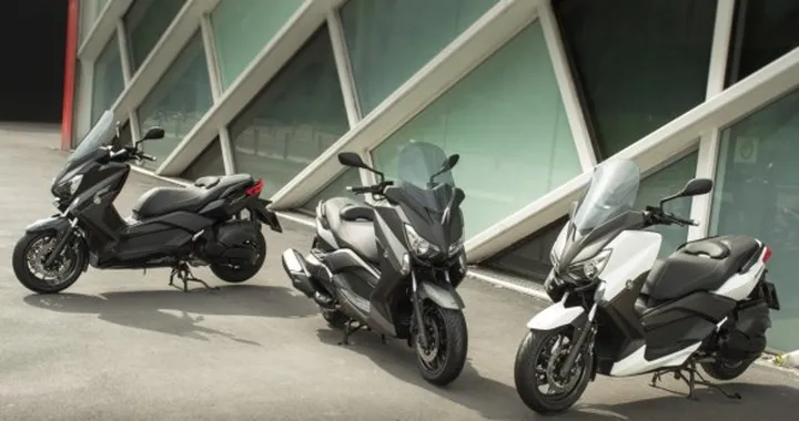 Yamaha X-MAX 400 Open Week-End