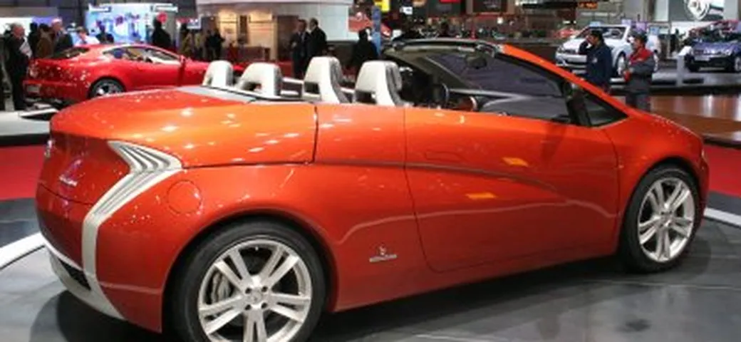Lancia coupé-cabriolet da Bertone?