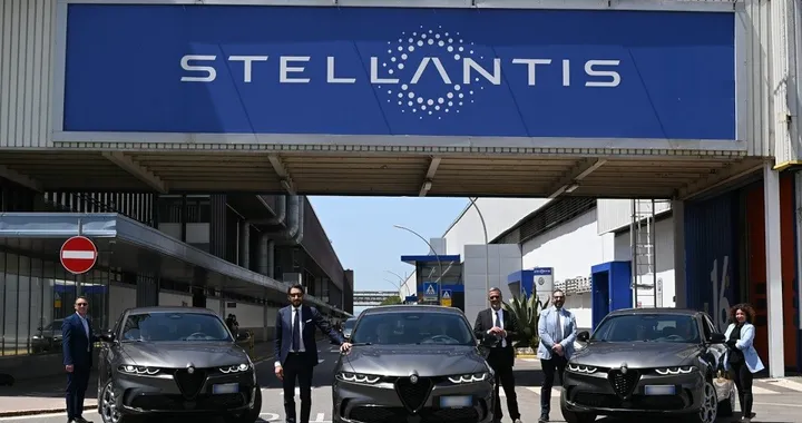 Alfa Romeo Tonale: al via le consegne con i primi clienti protagonisti