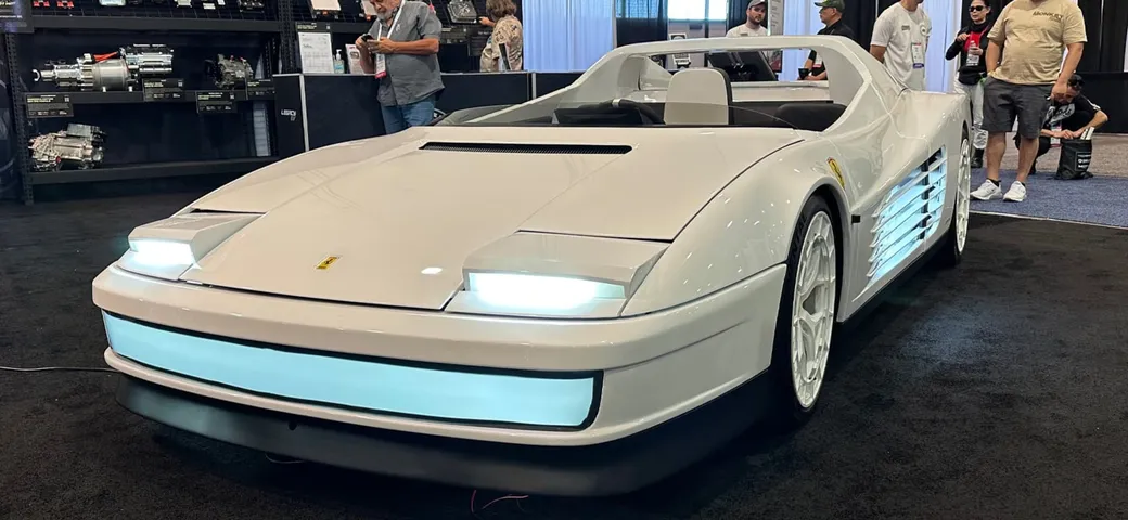 La Ferrari Testarossa elettrica mostrata al SEMA fa discutere