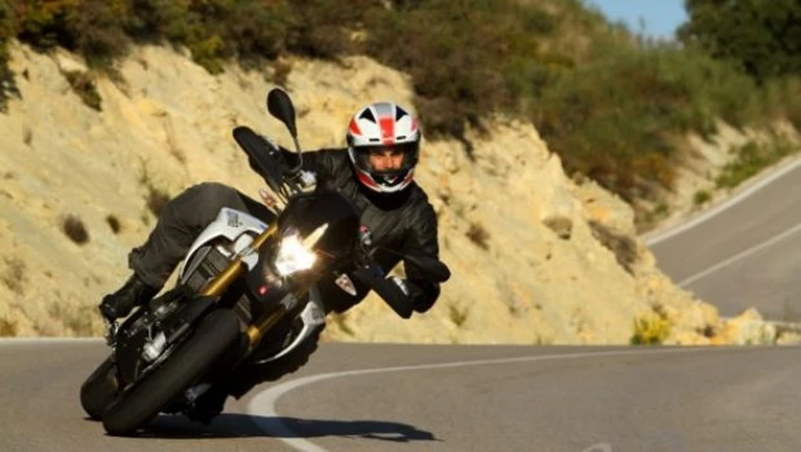 TEST Aprilia Dorsoduro 1200, prime impressioni