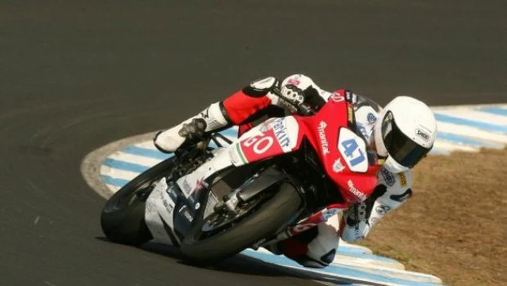 Supersport: Lowes precede Sofuoglu nella Q1, 3° Rolfo con la MV Agusta F3