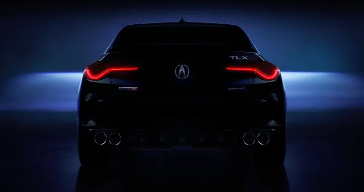 Acura TLX, il teaser