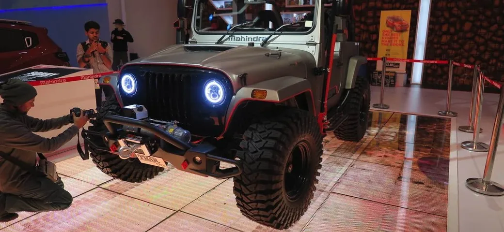Mahindra al Salone di Nuova Delhi 2016 Live