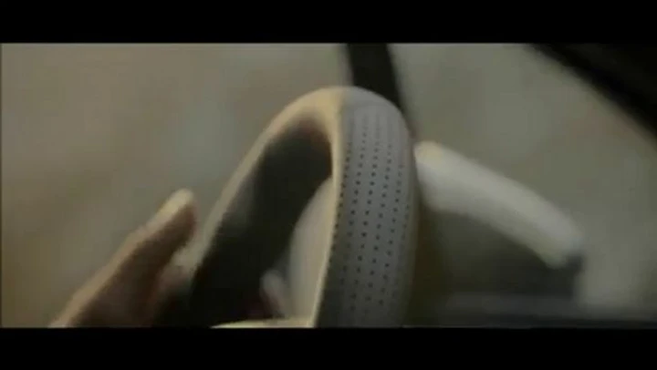 Peugeot 208 GTi in video