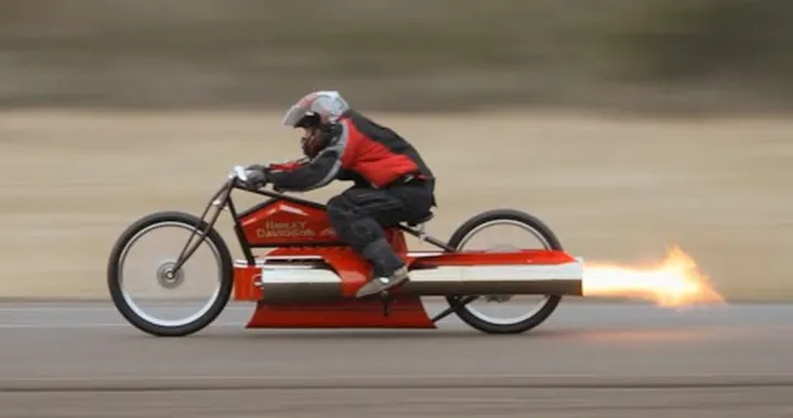 MADDOXJETS.COM OMG!!!  MOST AMAZING PULSO ROCKET BIKE EVER MADE......MAD MAN BOB MADDOX
