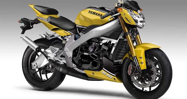 Yamaha RD 350 YPVS: il "restyling" grafico di Kardesign