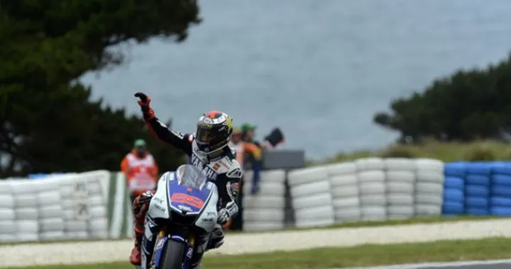 MotoGP, Phillip Island: trionfa Stoner (sesta vittoria consecutiva). Lorenzo iridato. Pedrosa nella polvere