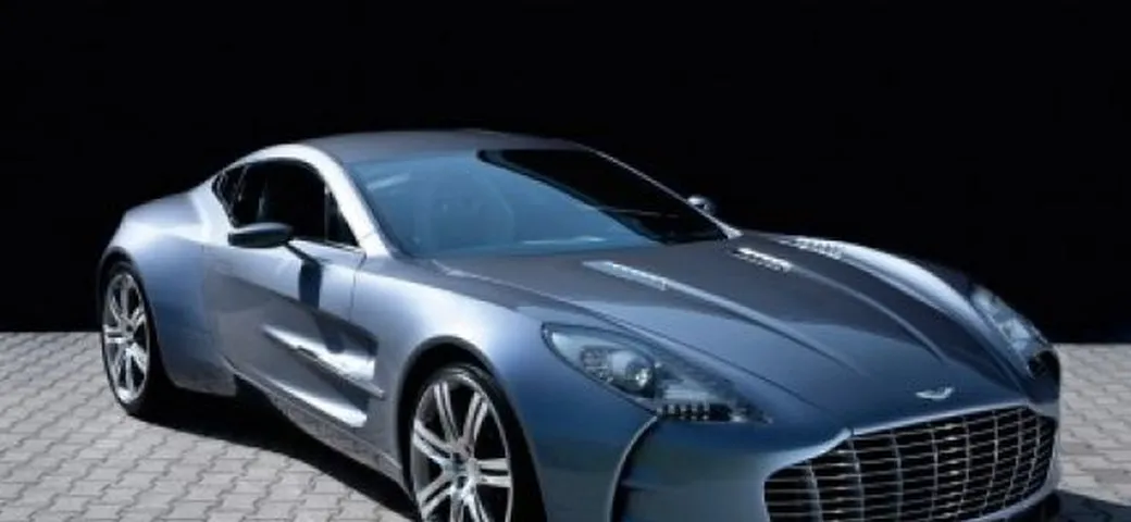 Aston Martin One-77: dieci esemplari comprati da un solo cliente