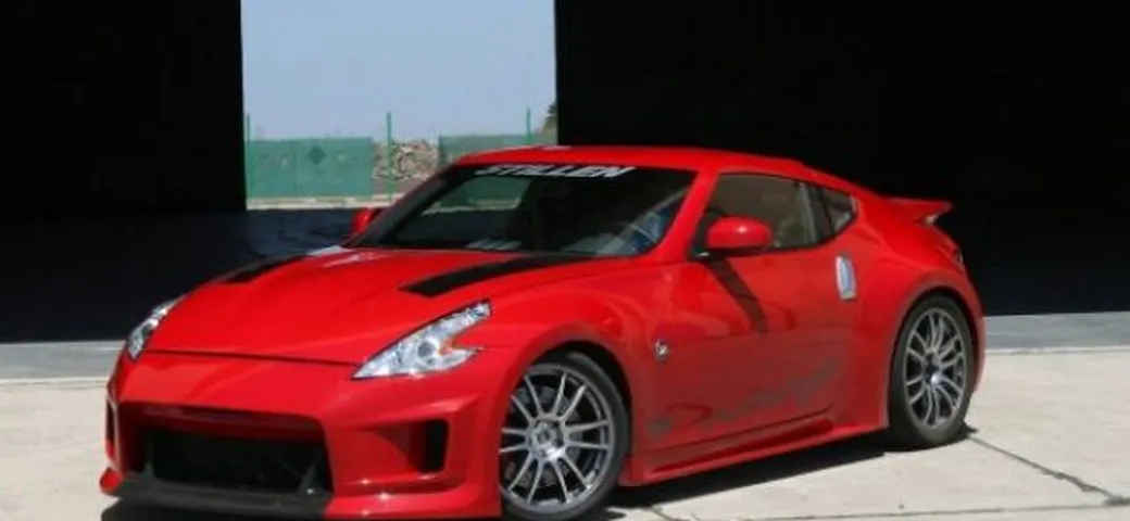 Stillen Nissan 370Z e Infiniti G37