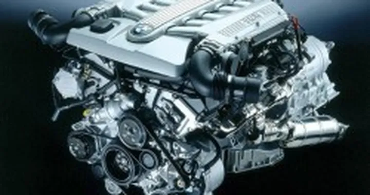 BMW serie 7: in arrivo un V12 biturbo?