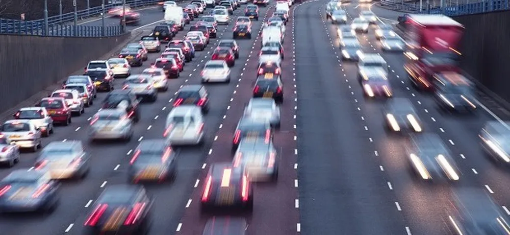 Comportamenti alla guida: ecco i più odiati