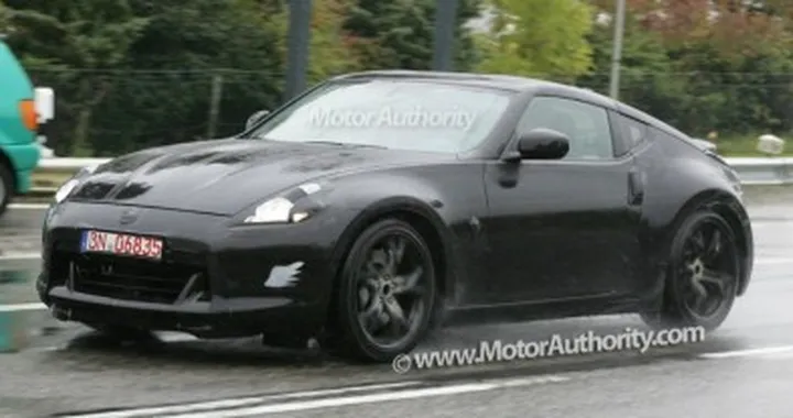 Nissan 370Z: Porsche Cayman? Chi sarebbe? Mai sentita nominare