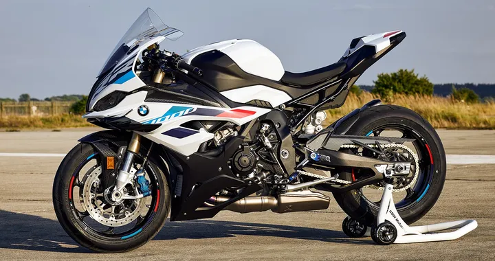 BMW S 1000 RR 2023: ancora più performante