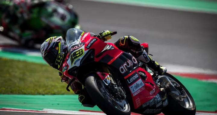 SBK Portimao 2022: Bautista vince Gara-2