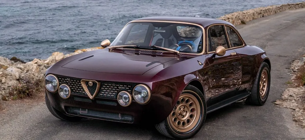 L'ultimo restomod dell'Alfa Romeo Giulia GT tocca i 740 CV: epica