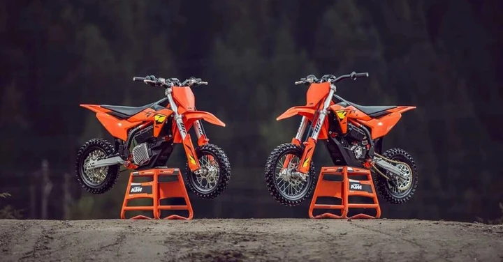 KTM SX-E 2025: nuove mini cross elettriche per giovani rider