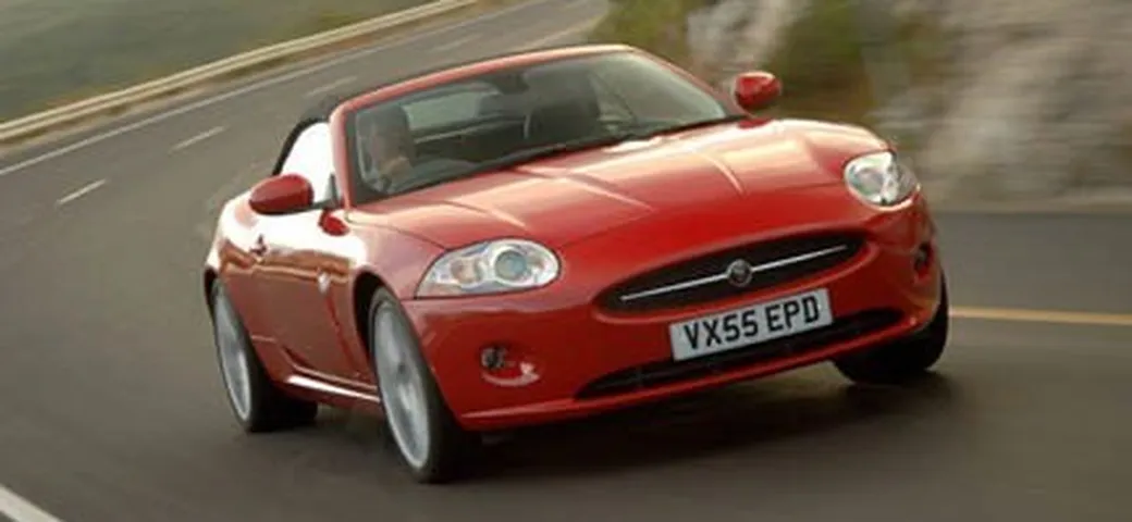 Jaguar XK - arriva la piccola (3,5 litri)