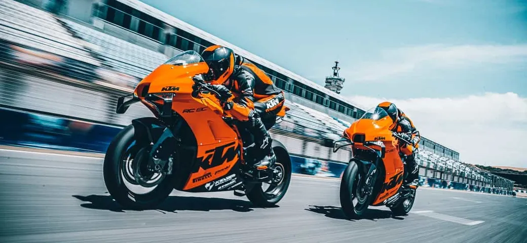 KTM svela la nuova RC 8C, la sportiva 