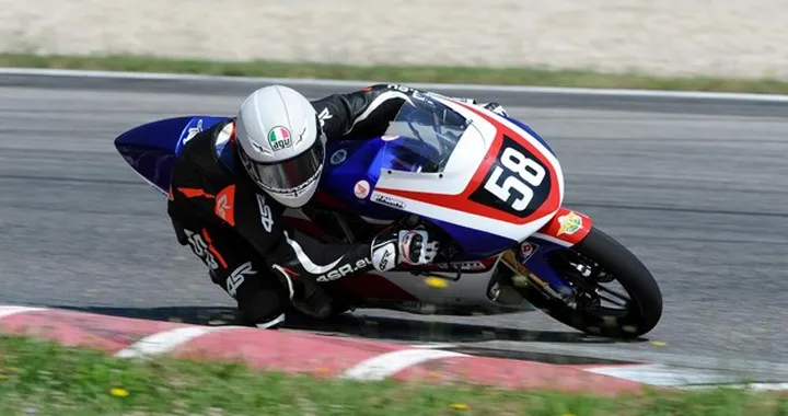Moto3: Miroslav Popov e Team Elle2-Ciatti insieme fino a fine 2013
