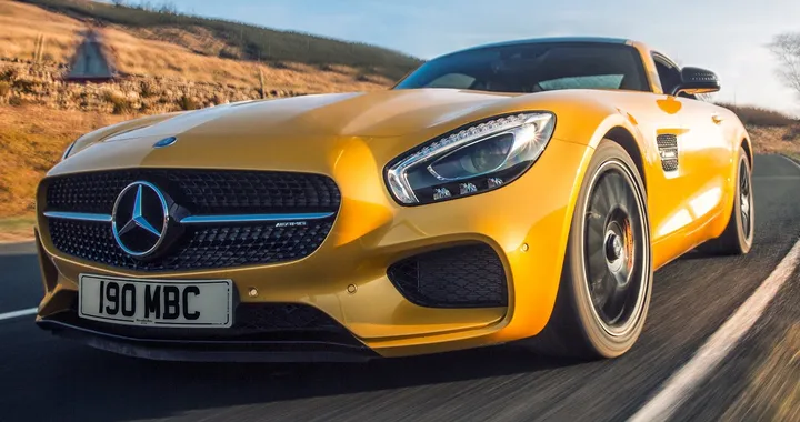 La Mercedes-AMG GT sullo Stelvio [Video]