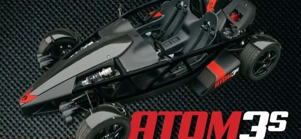 L'Ariel Atom 3S monta il 2.4 turbo da 365 CV. Lo 0-96 km/h? In 2.8 secondi