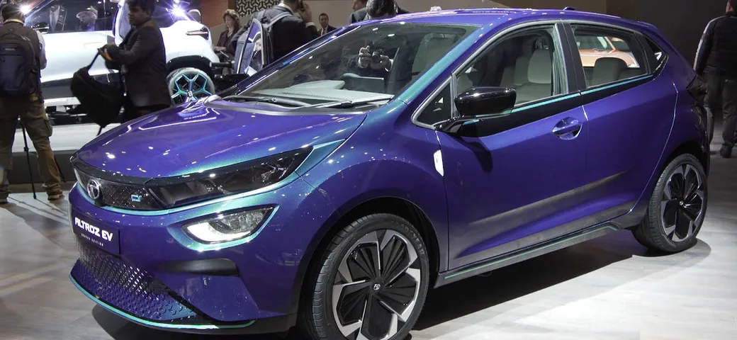 Tata Altroz EV al Salone di Ginevra 2019