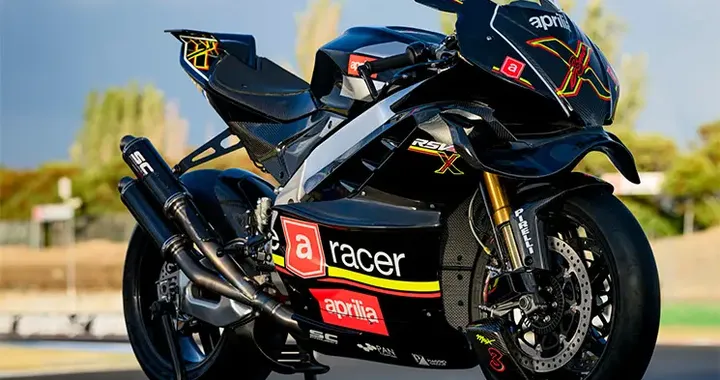 Nata per dominare: la nuova RSV4 X GP è potenza allo stato puro